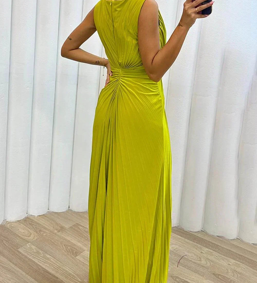 Sunray-Clasp Dress by Eleanor Vale
