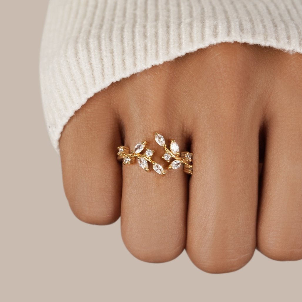Crystal-Vine Ring by Eleanor Vale