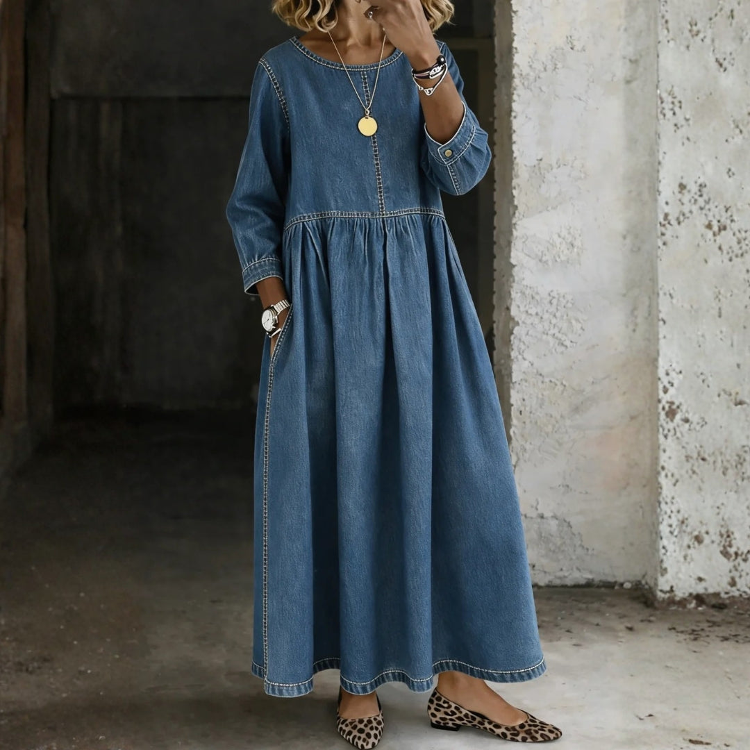 Denim dress with Peter Pan collar