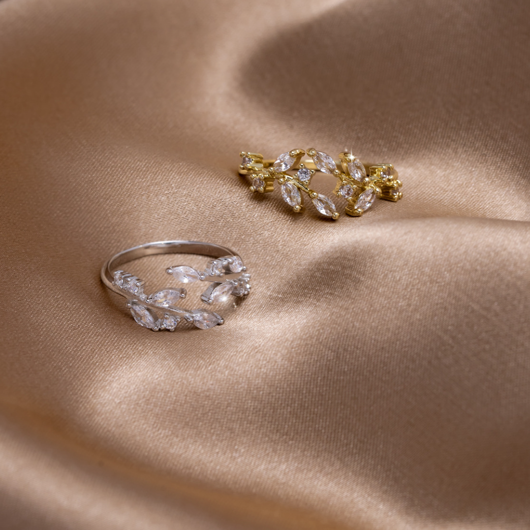 Crystal-Vine Ring by Eleanor Vale