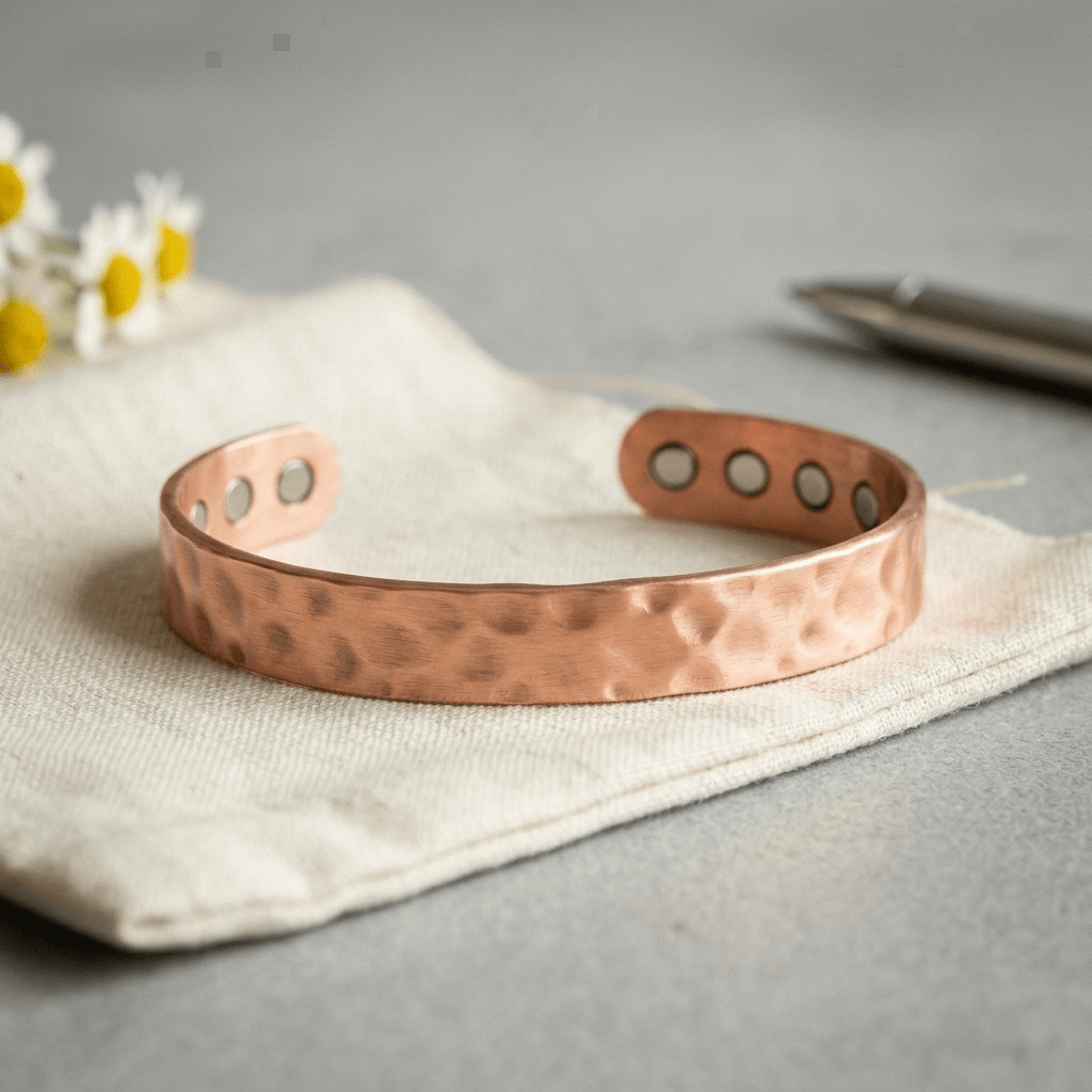 Hammered magnetic copper bracelet