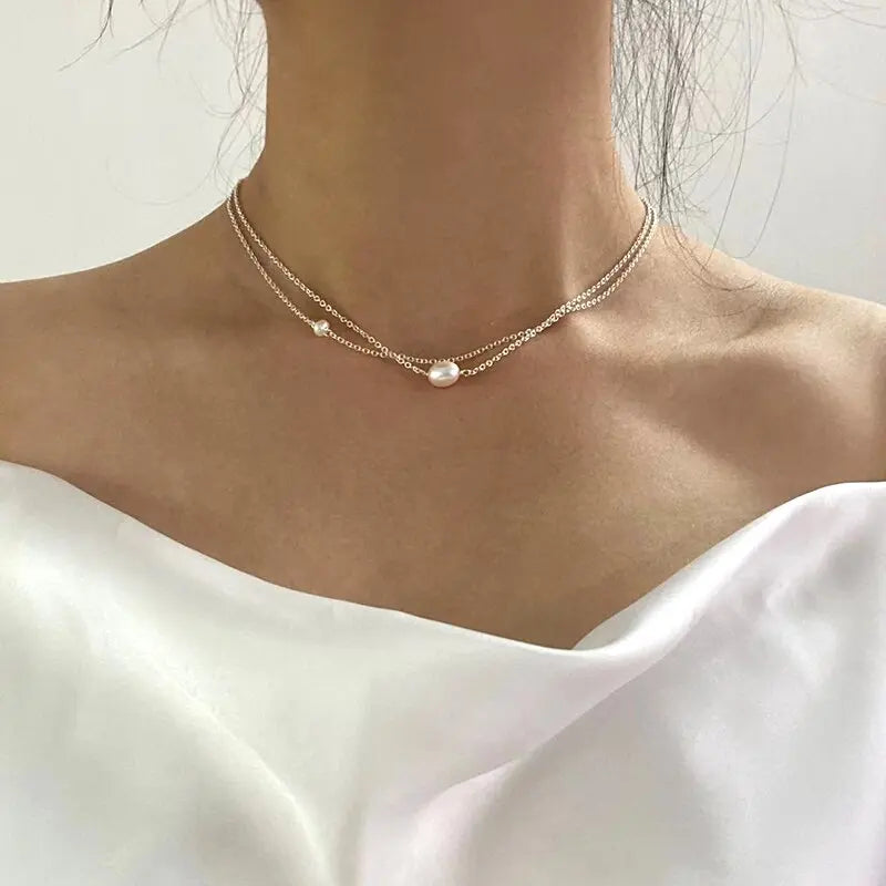 Solitaire-Pearl Necklace by Eleanor Vale