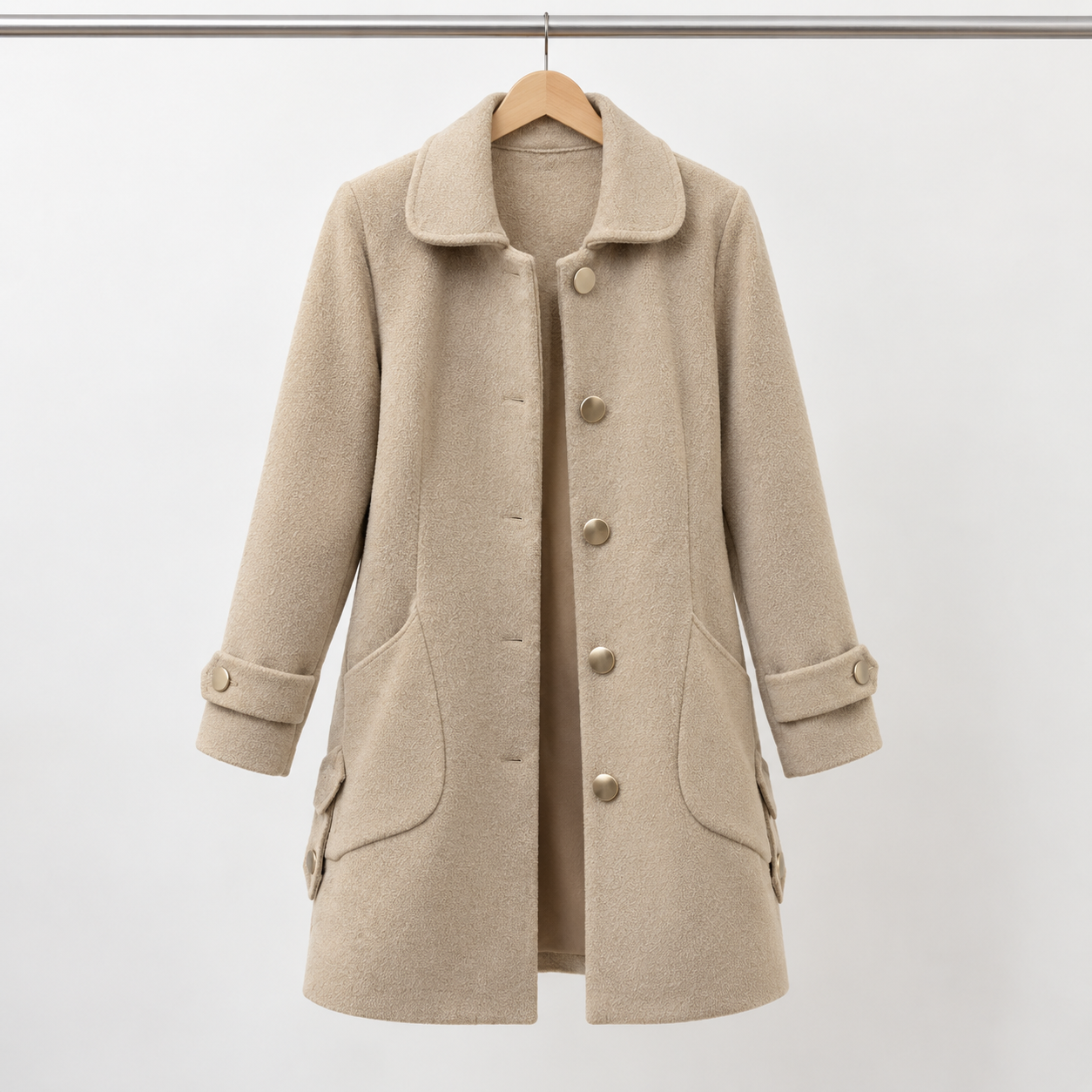 Moana - Gold-Button Oversized Coat